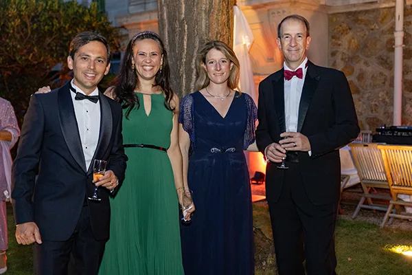 photo de soirée entre amis à Paris