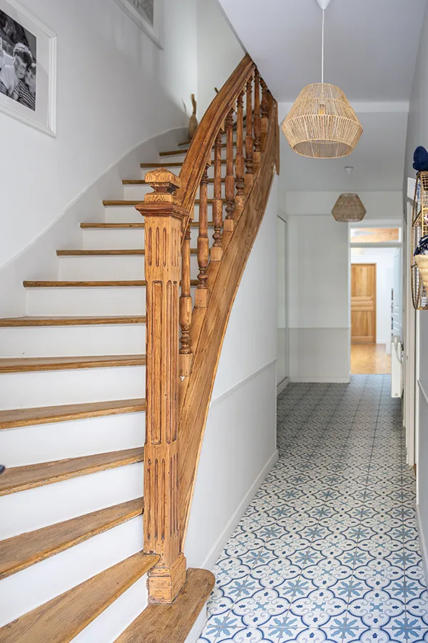 photo escalier architecture intérieure Paris